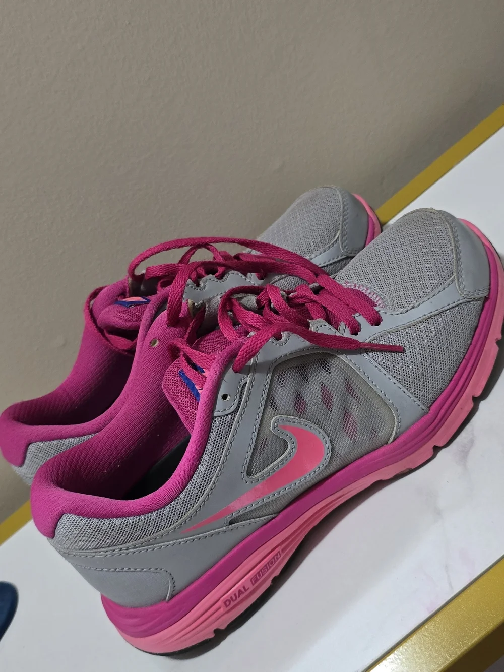 Nike Women’s Pink & Gray Running Shoes - Picture 5 of 8